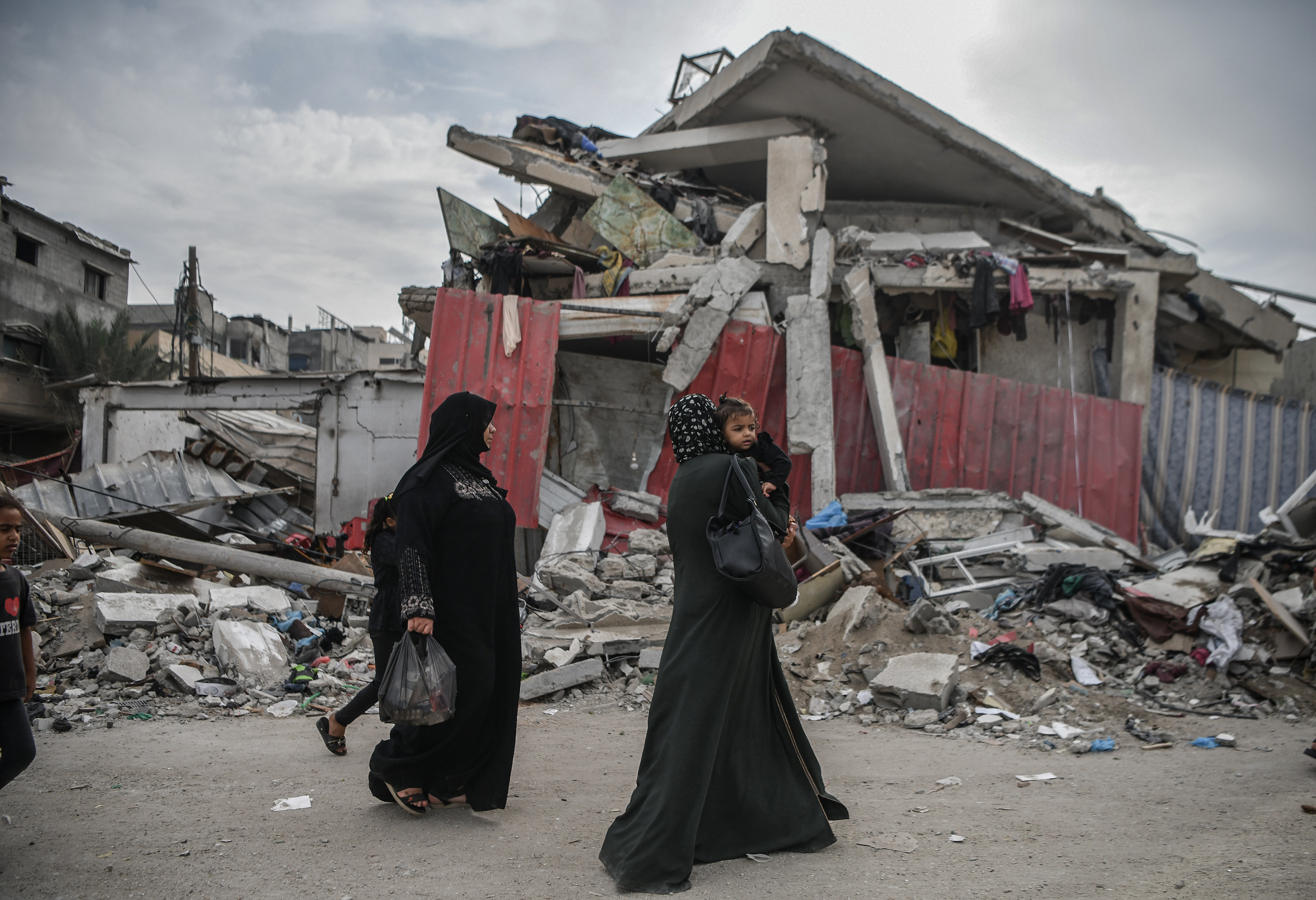 La pauvreté en Palestine devrait augmenter de plus d'un tiers si la guerre  se poursuit pendant un deuxième mois